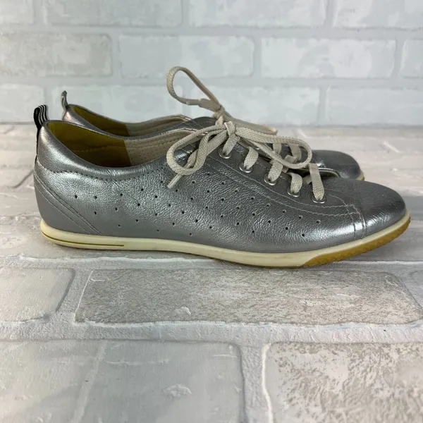 Ecco Sneakers Womens‎ 38 Metallic Silver Leather Lace Up 7 7.5 - Image 2