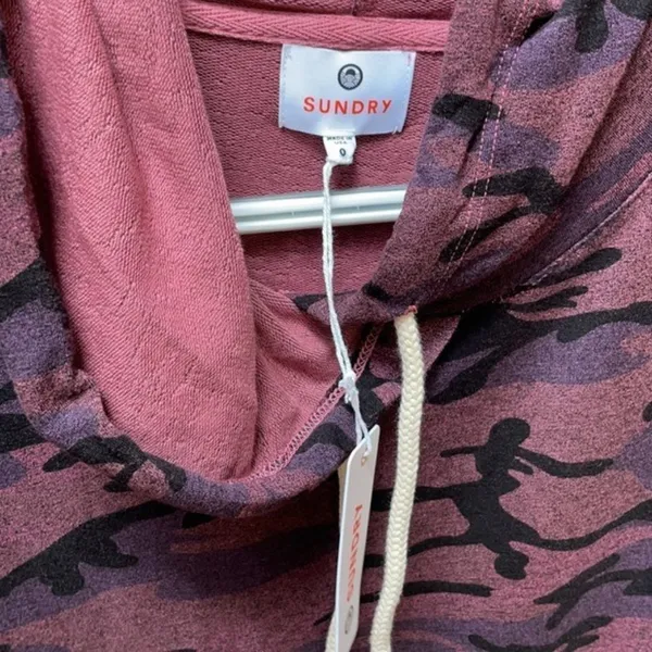 NWT Sundry Camo Boyfriend Hoodie in Plum 0‎ XS - Image 11