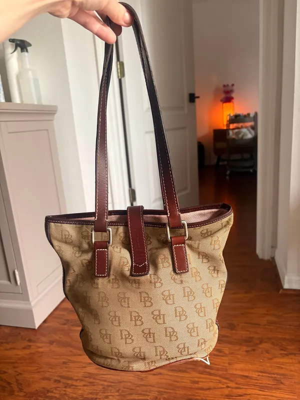 Dooney & Bourke Bag - Image 15
