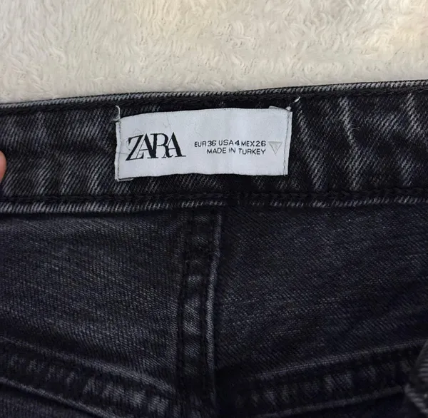 ZARA Ripped Jeans - Image 5