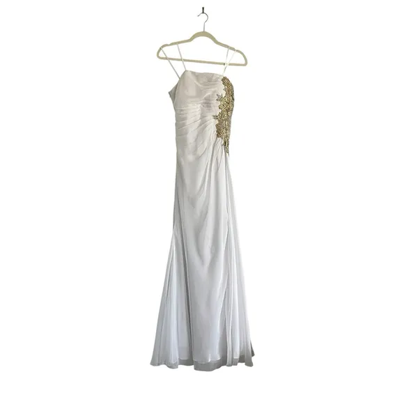 La Femme Emilia Gown White Sz 2 Embellished Formal prom dress - Image 2