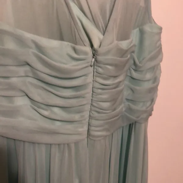 David’s Bridal Long Mint Mesh Bridesmaid Dress Size 12 - Image 5