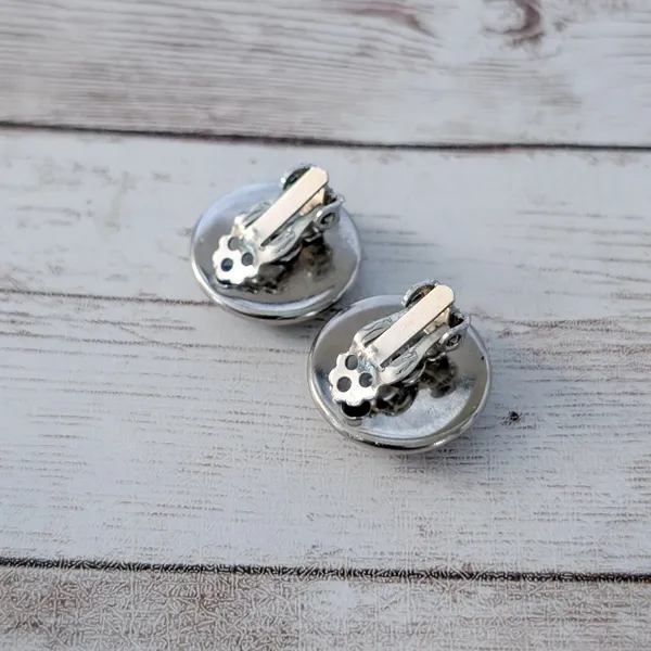 Vintage Clip On Earrings Patterned Silver Tone Statement 7/8" - Image 4