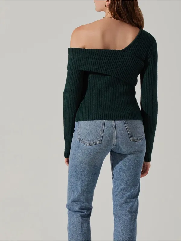 Astr The Label Asymmetrical Foldover One Shoulder Sweater Green Medium $70 - Image 4