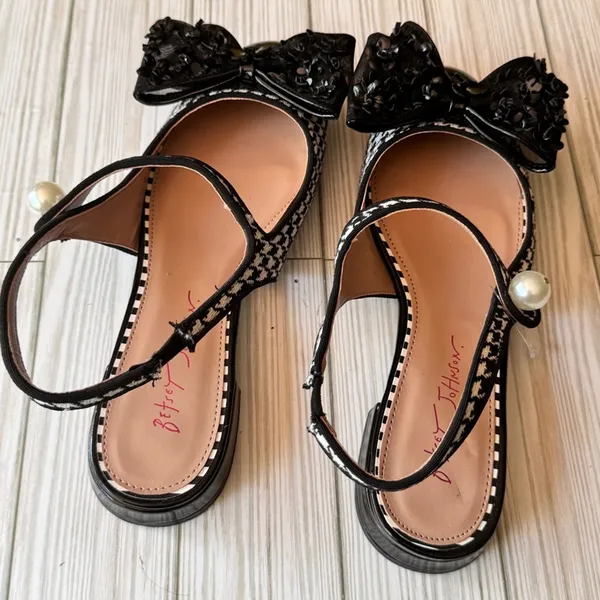 Betsey Johnson LIVY HOUNDSTOOTH Mary Jane Women's Flats Bow and Pearl Detail 7.5 - Image 10