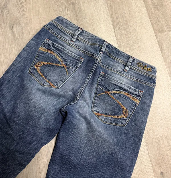 Silver aiko capri jeans  - Image 6