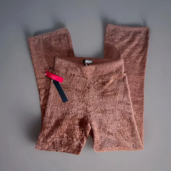 Carbon38 Fuzzy Eyelash Flare Lounge Pants in Cappuccino Brown Small Cozy Knit - Image 7
