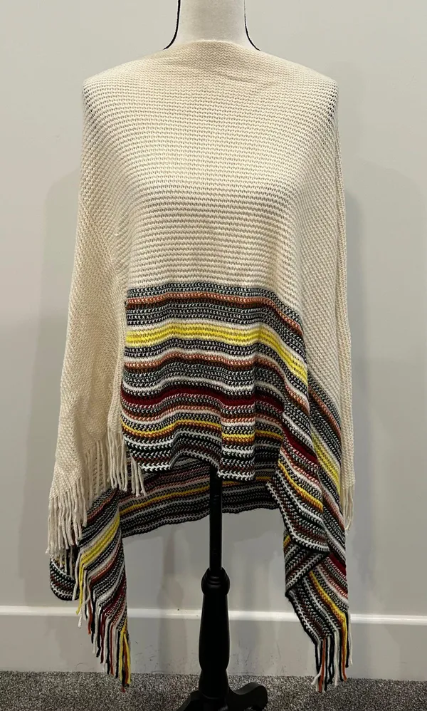 Royal Rose Poncho - Image 2