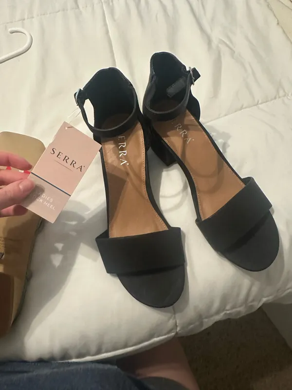 Serra ladies block heel - Image 2