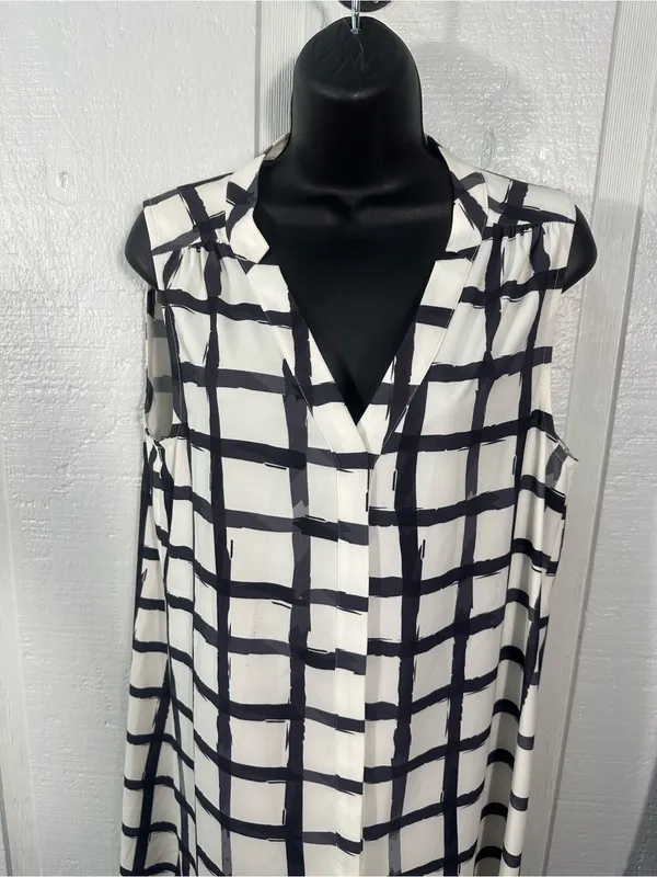 Crosby Black and White Button Down Dress Size Large EUC - Image 6