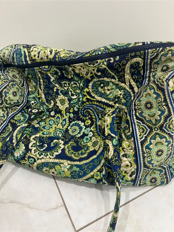 FLAWED Vera Bradley Rythm & Blue Paisley Print Travel Bag - Image 2