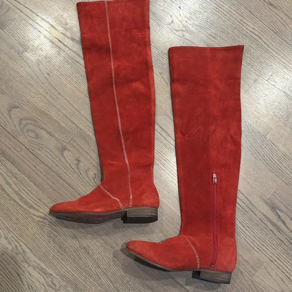 Free People Banks Over the Knee Slouch Red Suede Boots - EUC 5.5/36 - Image 2