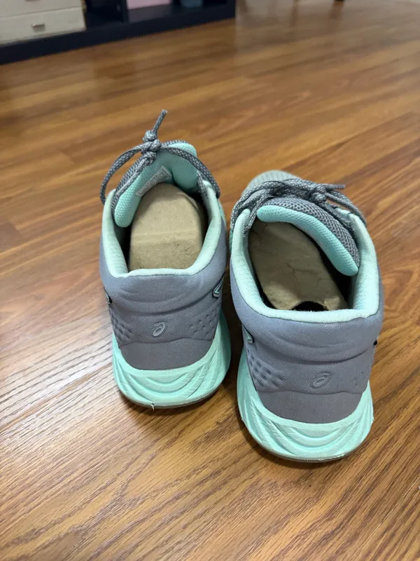Asics fuzeX Lyte running shoes gray and mint size 9.5 - Image 4