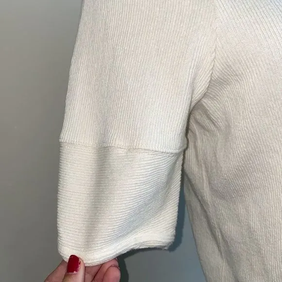 🎀 3/$20 Madewell women’s XXS textured‎ jacquard button back cream top - Image 4