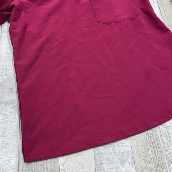 FIGS nurses scrub top size small - Image 5
