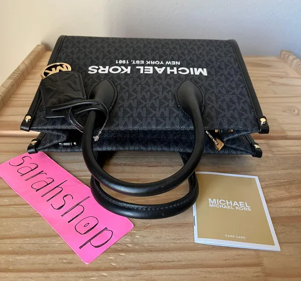 Michael Kors Purse - Image 5