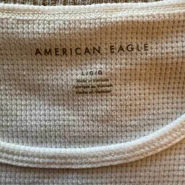 American Eagle White Ribbed T-Shirt - Image 2