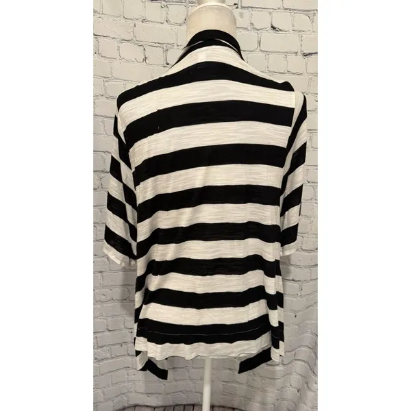 Chico’s Cardigan Lightweight Knit Black & white Stripe 3/4 Sleeve High low 3 XL - Image 4