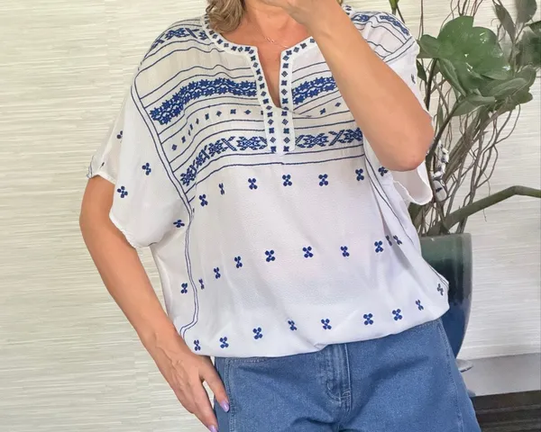 Lucky Brand White Blue Embroidered Boho Peasant Blouse Size Small - Image 6