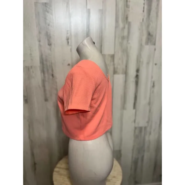 H&M Hot pink crop top - Image 2