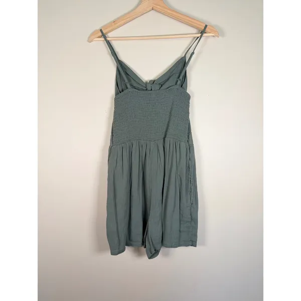 Aerie Sage‎ Green Tie Front Smocked Back Gauze Romper Small 1407-2818-82 - Image 3