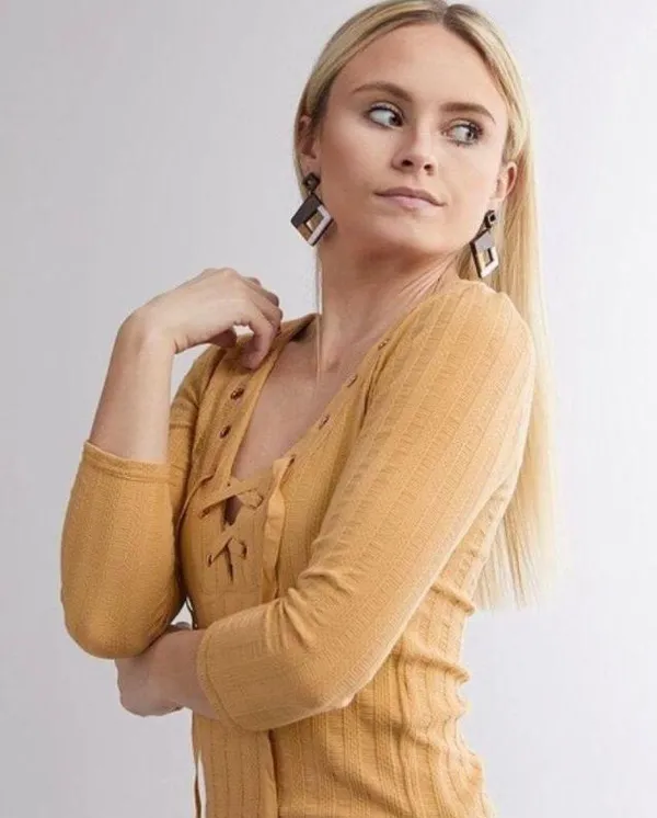 NWT Yellow Top - Image 3
