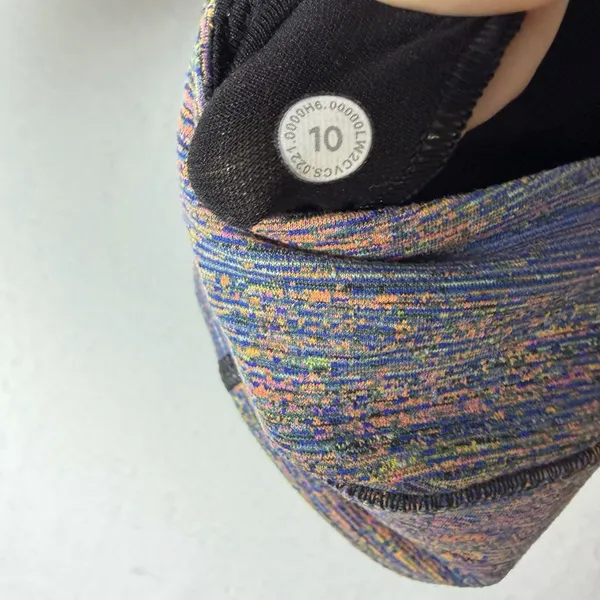 Lululemon Energy Bra High Neck LL Spectral Fusion Jacquard Red Teal Size 10 - Image 5
