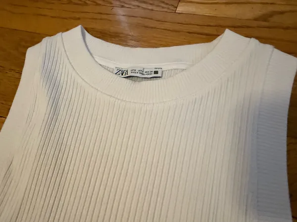 Zara White Ribbed Sleeveless Knit Tank top size M - Image 3