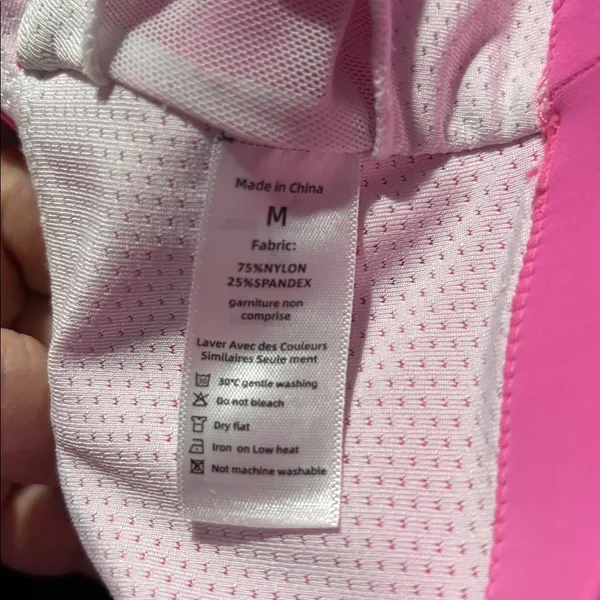 Running Girl Vivid Pink Scoop Neck Strappy Sports Bra Mesh Lined Sz M No Pads - Image 6