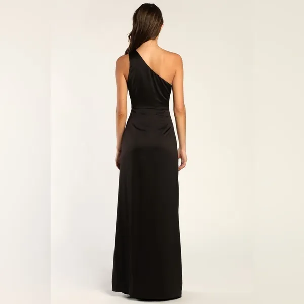 LULU’S Dreaming Of Elegance Black Satin One-Shoulder Maxi Dress - Image 6