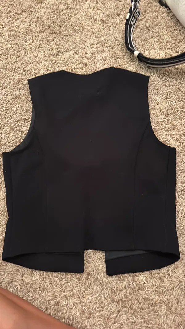 Buckle Top Black - Image 5