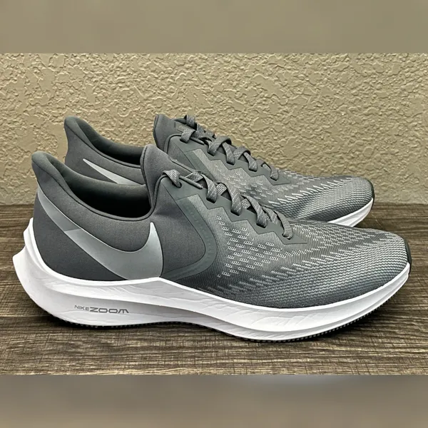 Nike Women’s Air Zoom Winflo 6 Cool Grey Color Shoes Size- 12 - Image 3