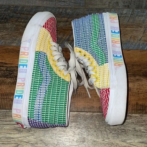 Vans SK8-Hi Pride Rainbow Shoes like new unisex - Image 3