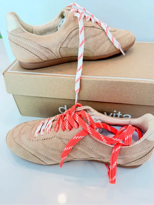 New Dolce Vita Laini Suede Sneakers Sz 7.5 Camel Shoes Low Profile Sleek - Image 4