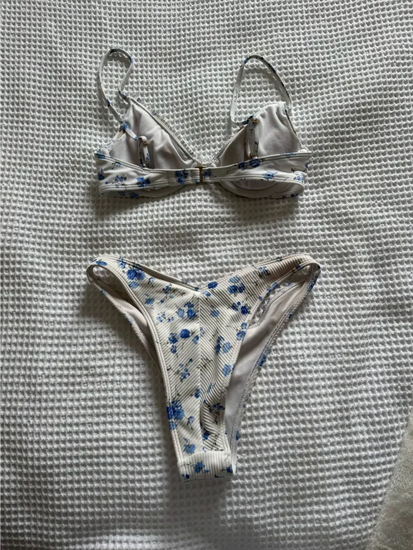 Hollister Bikini Set - Image 2