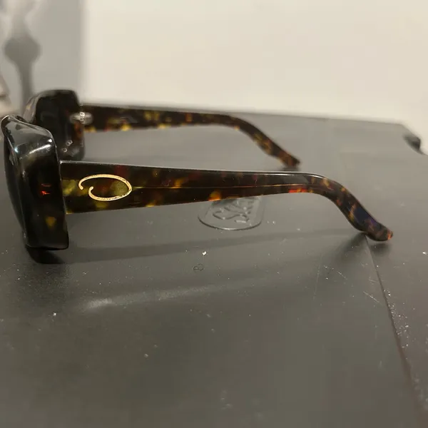 Oscar de la renta Stylish Tortoiseshell Sunglasses Frames.  Frames only - Image 4