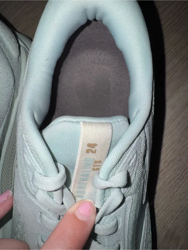 Brooks Women's Running Shoes - Mint - Image 5