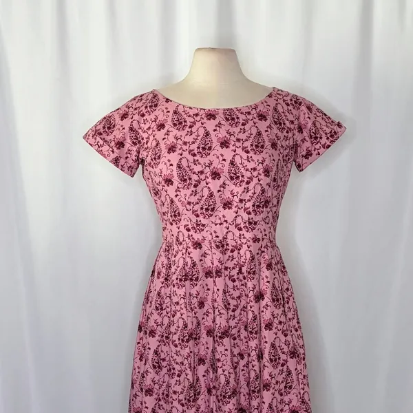 GAL MEETS GLAM Hallie Dress Paisley Floral Pink Purple Box Pleats Pockets Size 8 - Image 3