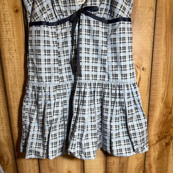 Hollister Blue Plaid Smocked Mini Dress Size Large - Image 4