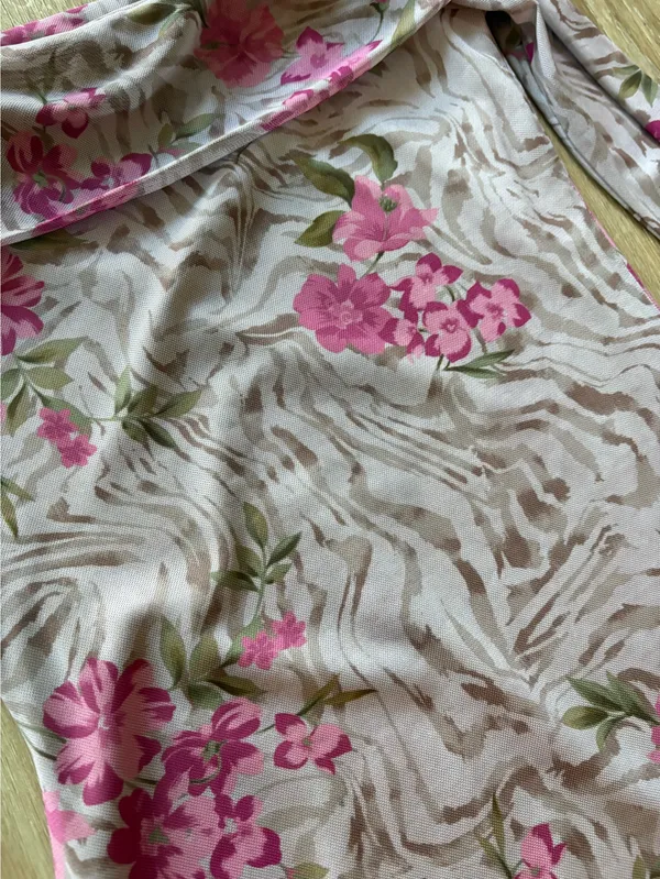 Urban Outfitters Dress Floral - Image 3