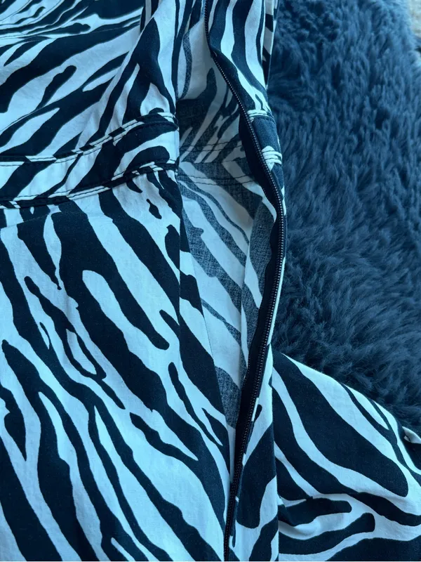 Express Y2K 2000s 00s club party cami tank zebra print going out top sz medium - Image 8