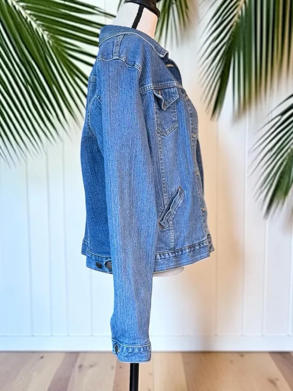 Levi's Levi Strauss Signature Denim Jacket Women’s Large Blue Jean Trucker Classic - Image 3