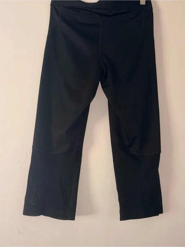 Nike pro black capri leggings M - Image 4