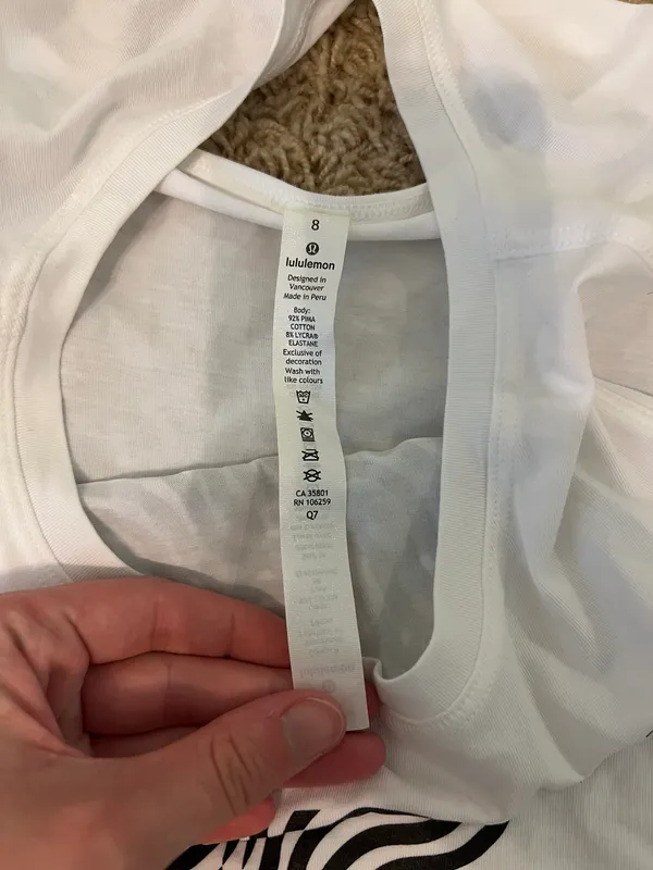 Lululemon SW20 Cut Back Crop Tank - Image 3
