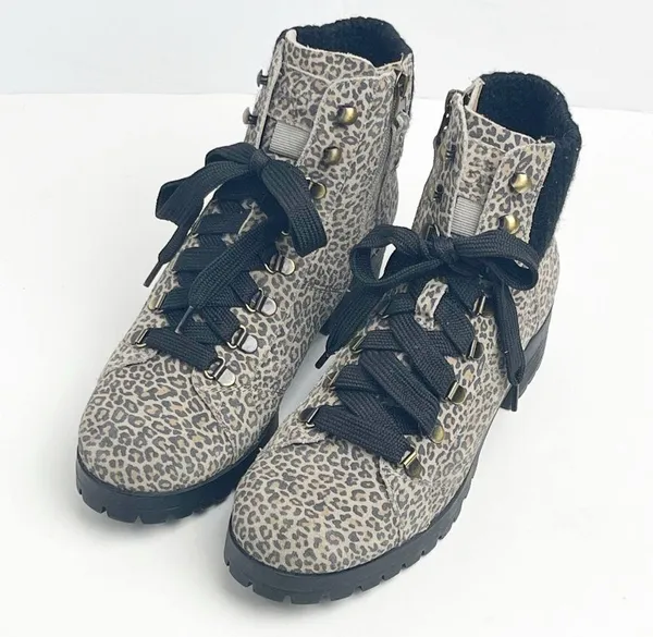 OTBT Lakewood Leather Animal Print Side Zipper Lace Up Faux Fur Lined Boots 8 - Image 5