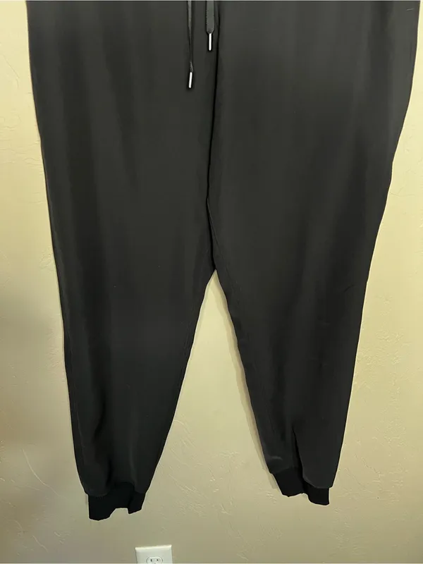Lululemon On The Fly Black Athletic‎ Joggers - Image 4