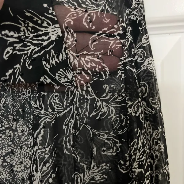ECI New York Silk Black and White Sheer Floral Blouse Size L Vintage - Image 5