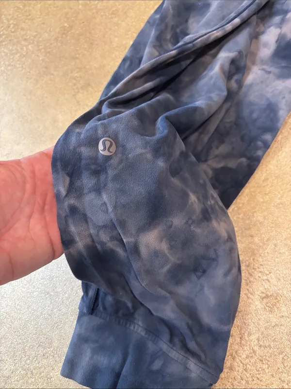 lululemon athletica Women's Tie-Dye Navy/Gray Track Joggers - Image 2