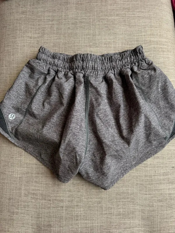 Grey Lululemon Hotty Hot 2.5" - Image 2
