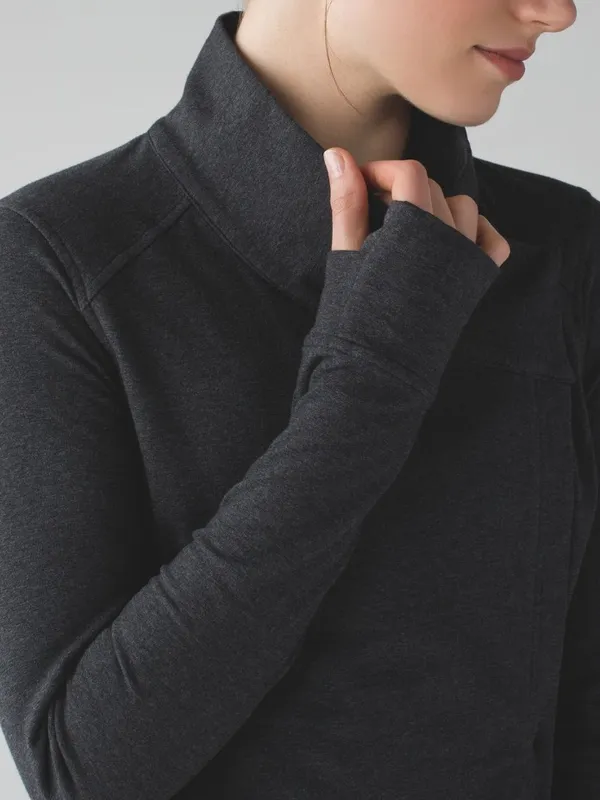 Lululemon Heathered Black Coast Wrap II - Image 5